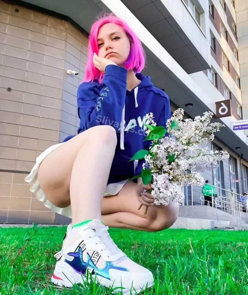 Скандальный Слив интимного фото модели Chio Yam