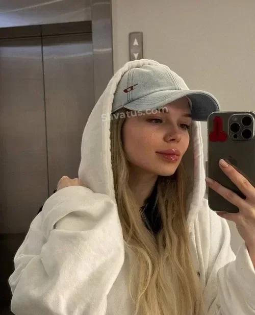 Скандальный Свежий слив видео модели Белль Дельфин (belledelphine)