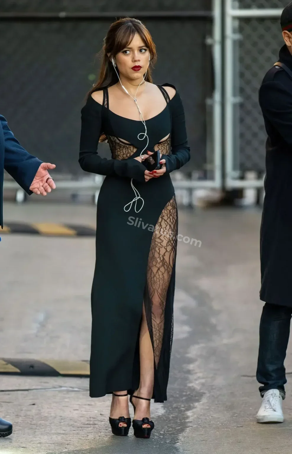 Слитое Дженна Ортега (jennaortega) знаменитость без одежды