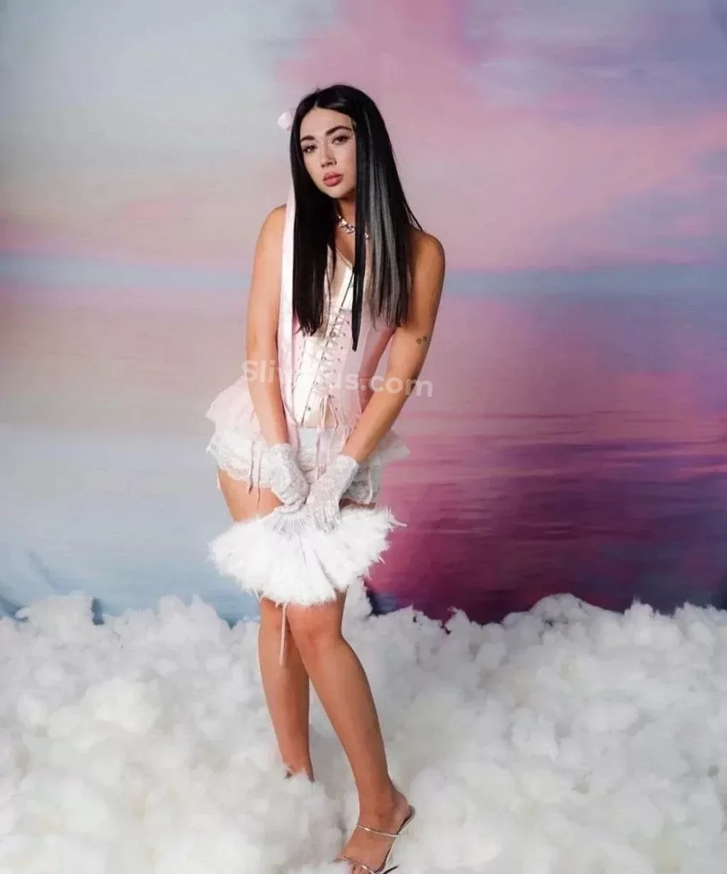 Слитое Екатзе (Ekatze007) блогерша без одежды