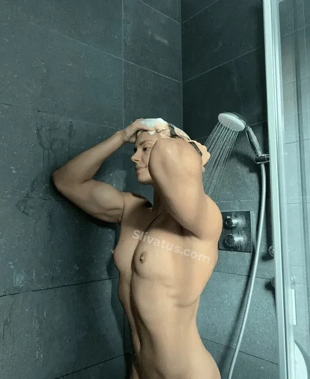 Слитое Голая тиктокерша Владислава Галаган (vladigal) на фото