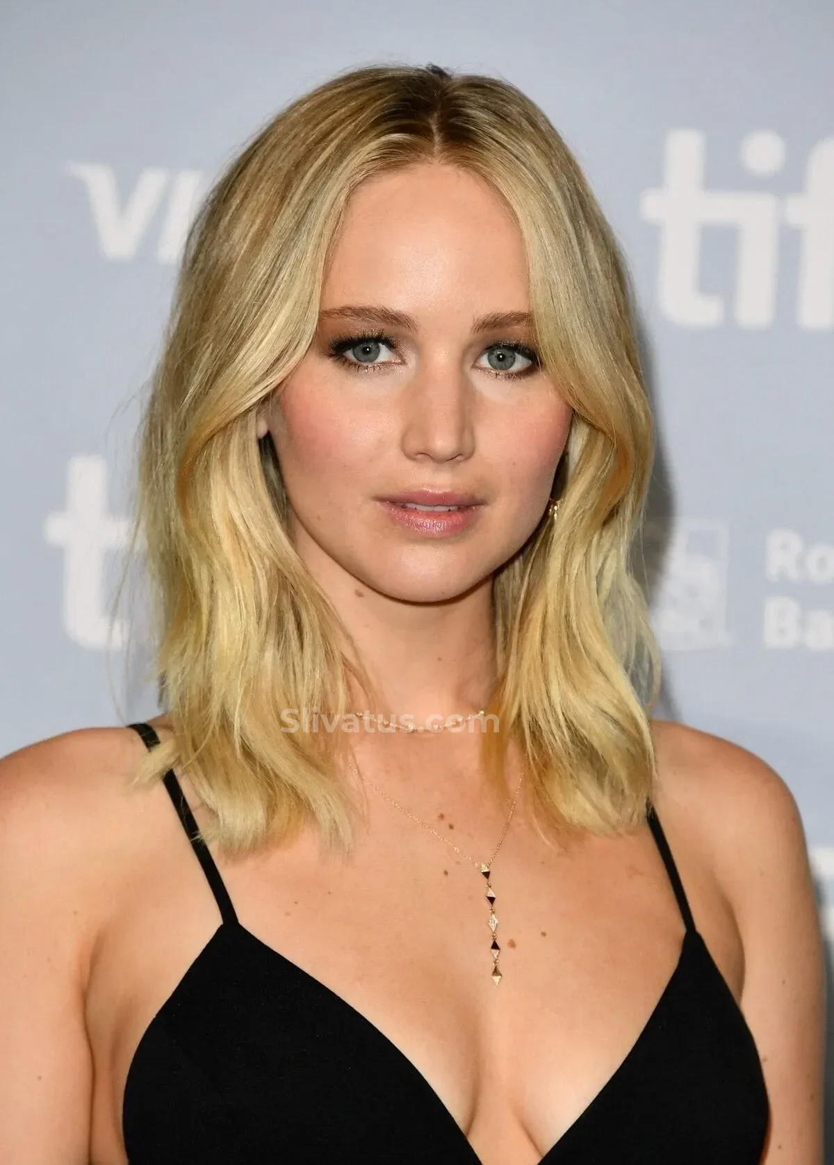 Слитое Горячее фото тиктокерши Дженнифер Лоуренс