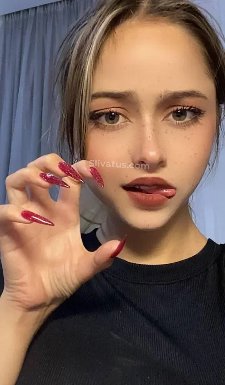 Слитое Горячее фото тиктокерши Настя ШГШ