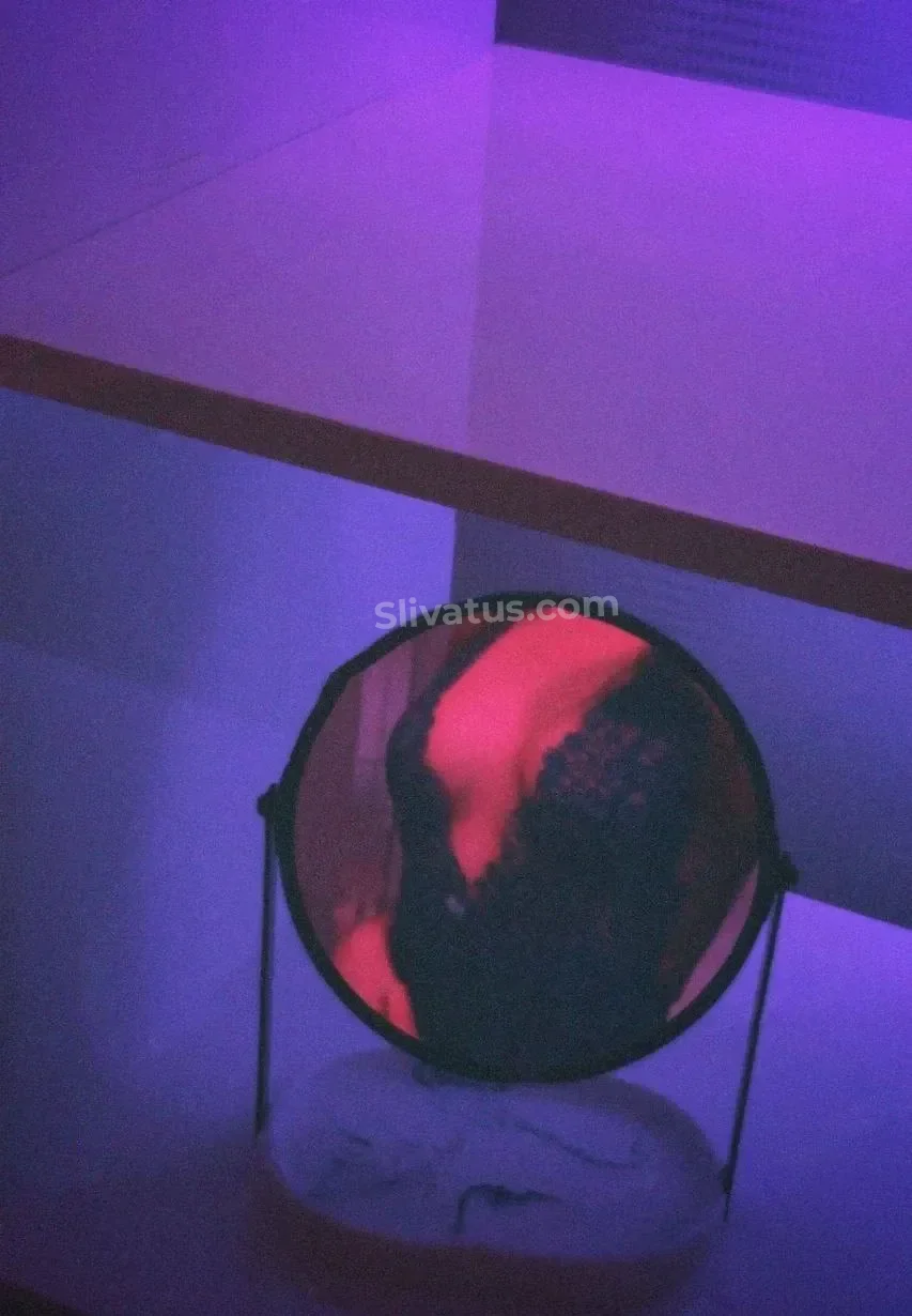 Слитое Лерон Барон (leronbaron) - голая блогерша слив