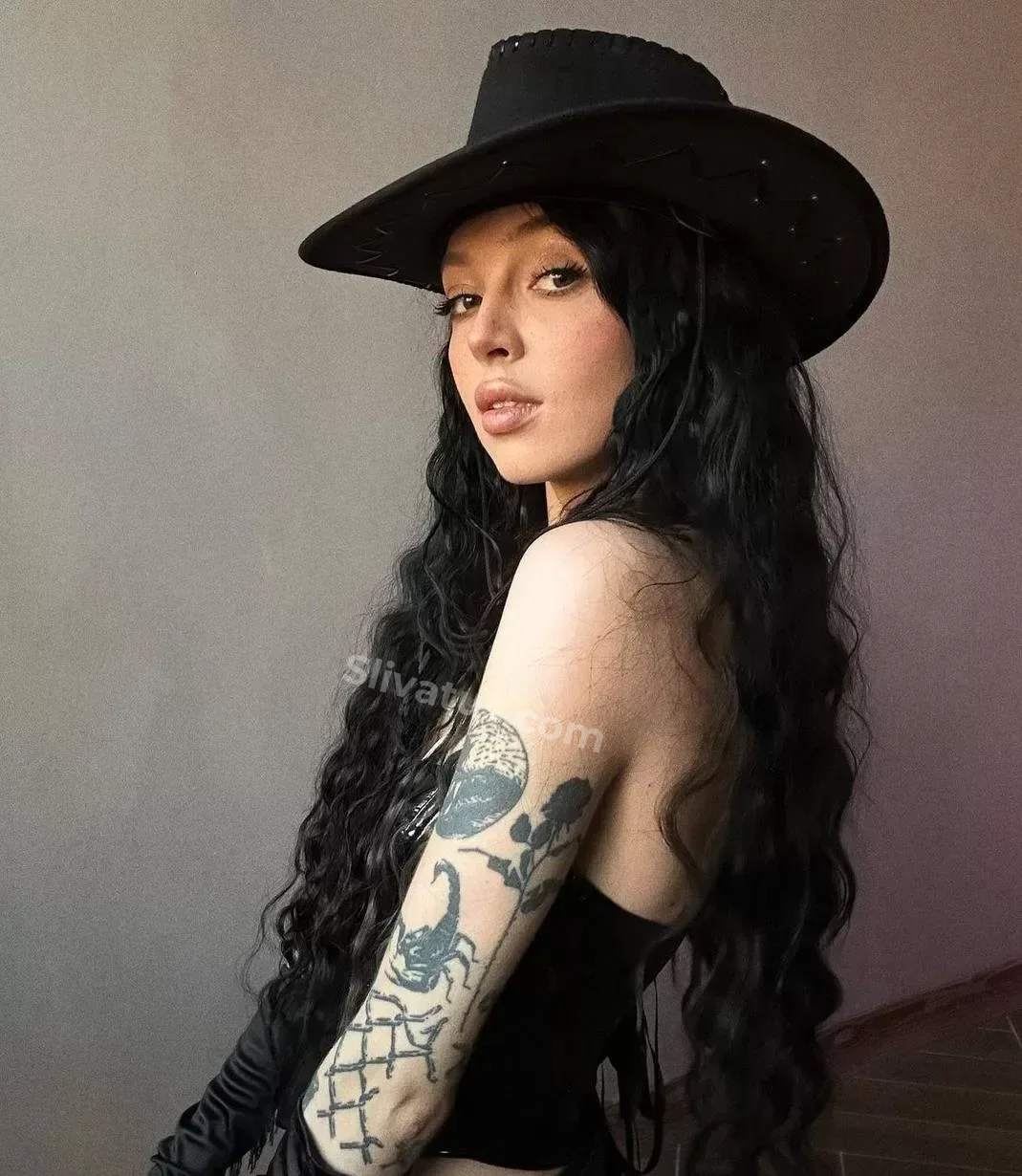 Слитое Приватное фото блогерши by_owl