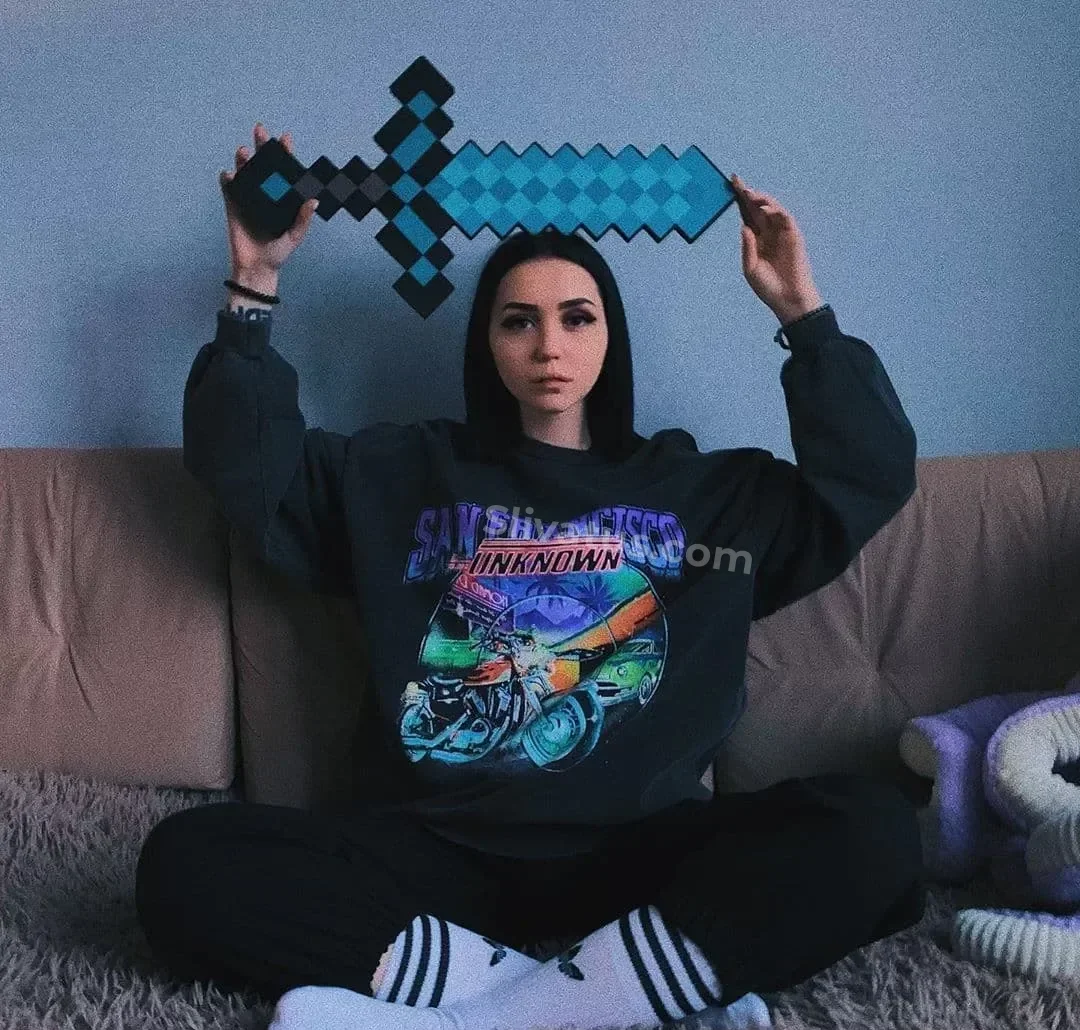 Слитое Слив русских блогерш HeyLee