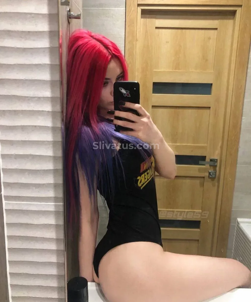 Слитое Свежий слив видео модели Морана Батори (Morana Battory)