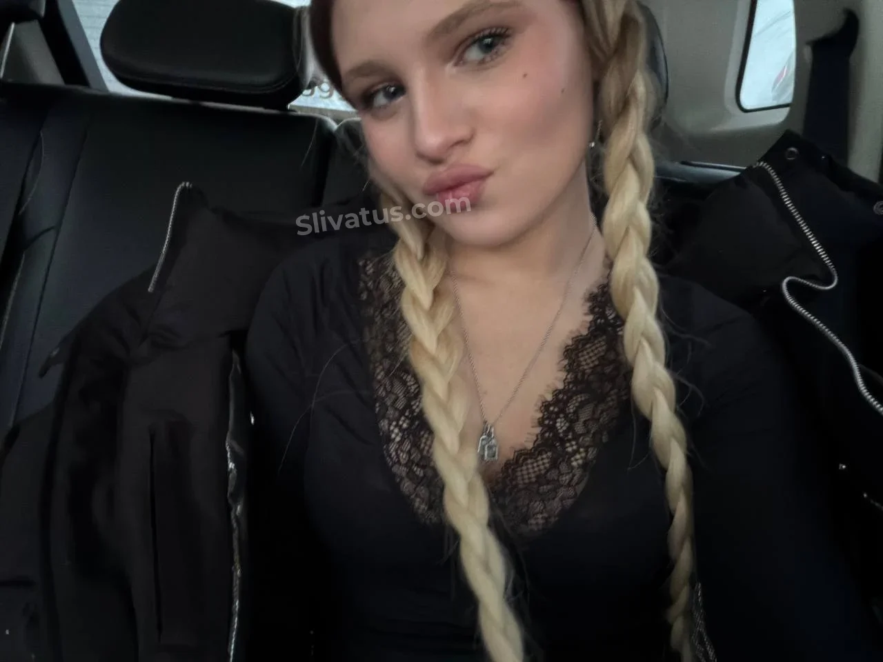 Слив фото тиктокерши Милена Королевка