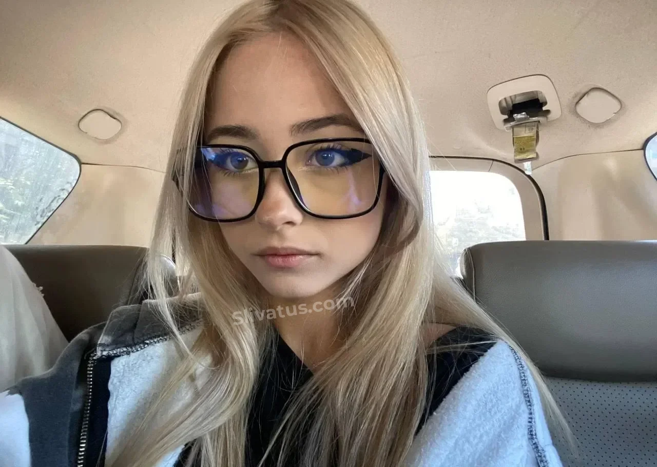 Слив русских блогерш Настя ШГШ