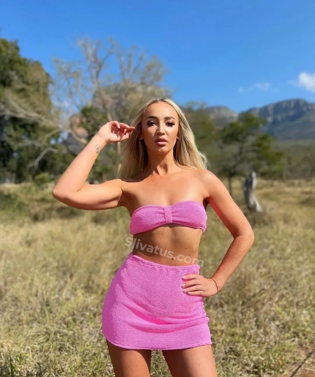 Свежий Ольга Бузова - голая знаменитость слив