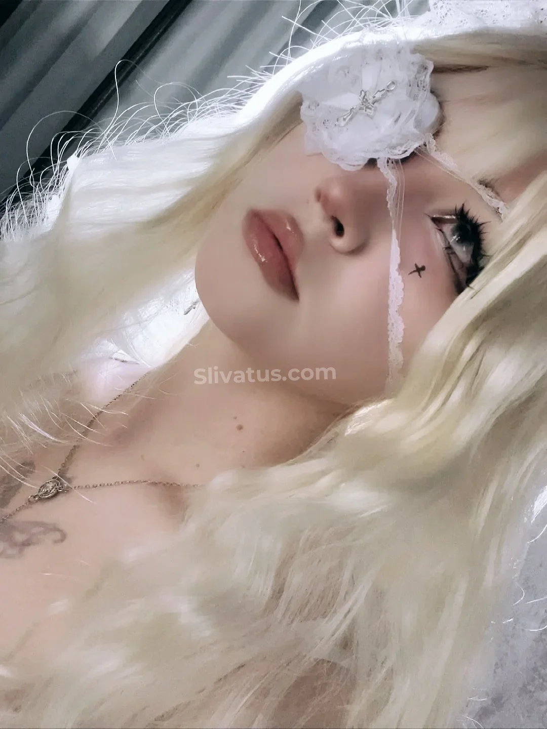 Свежий Слив фото тиктокерши woozixx