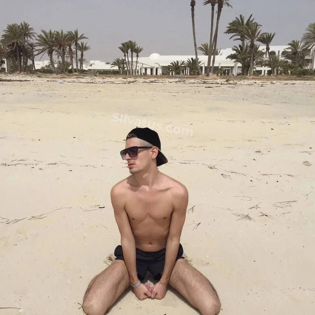 Свежий Утечка фото блогерши Хилми Форкс