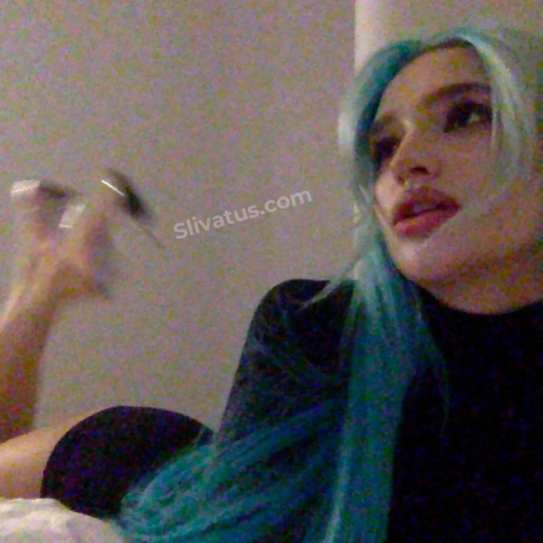 Telegram Эротическое фото тиктокерши Лиза Анохина