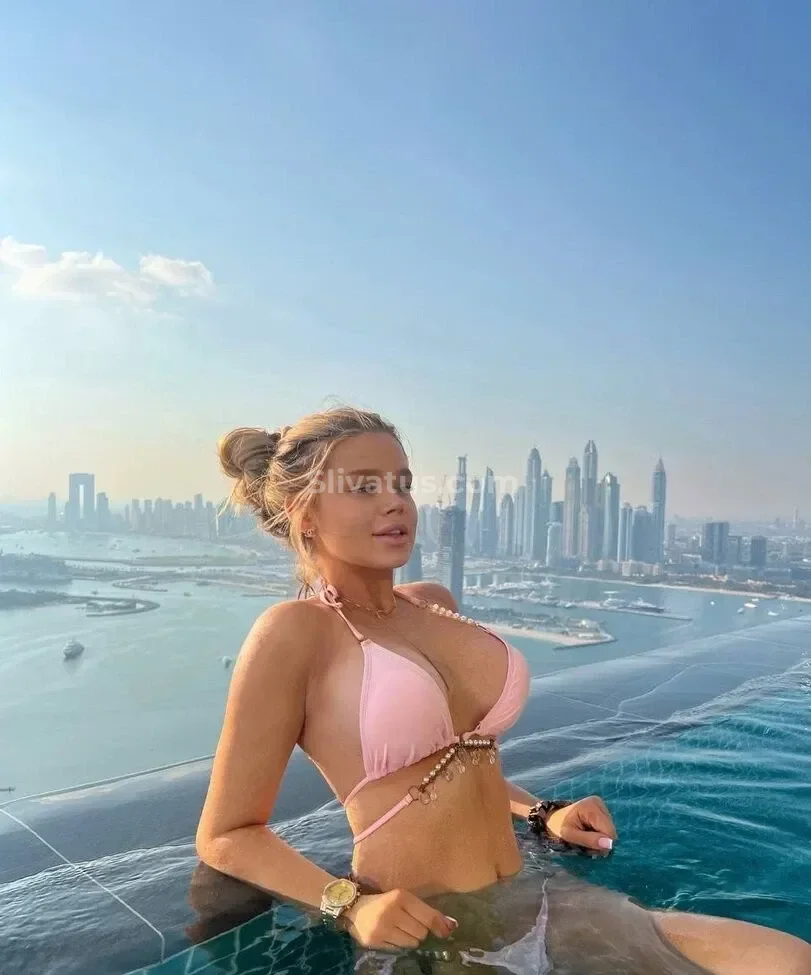 Telegram Обнаженное тело тиктокерши Вероника Золотова (zolotova)