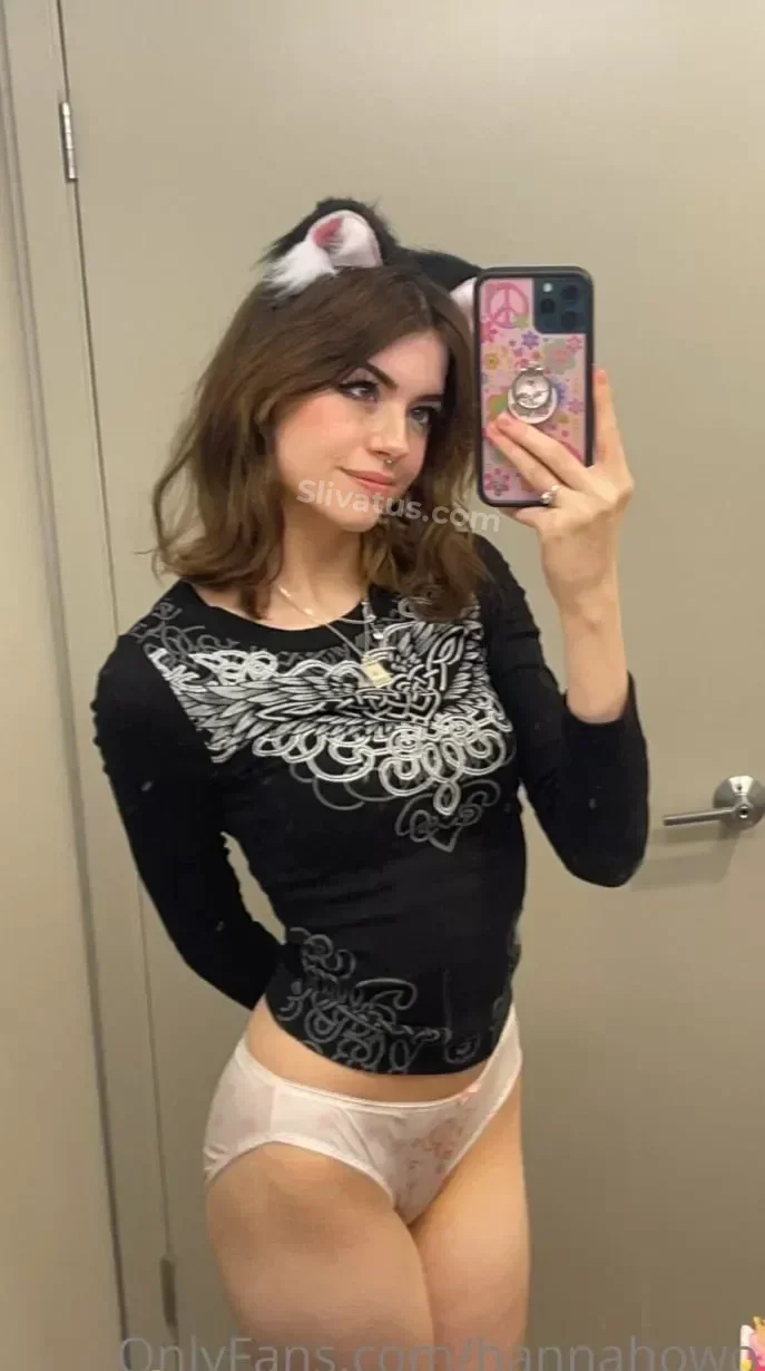 Telegram Слив интимного фото модели HannahOwo