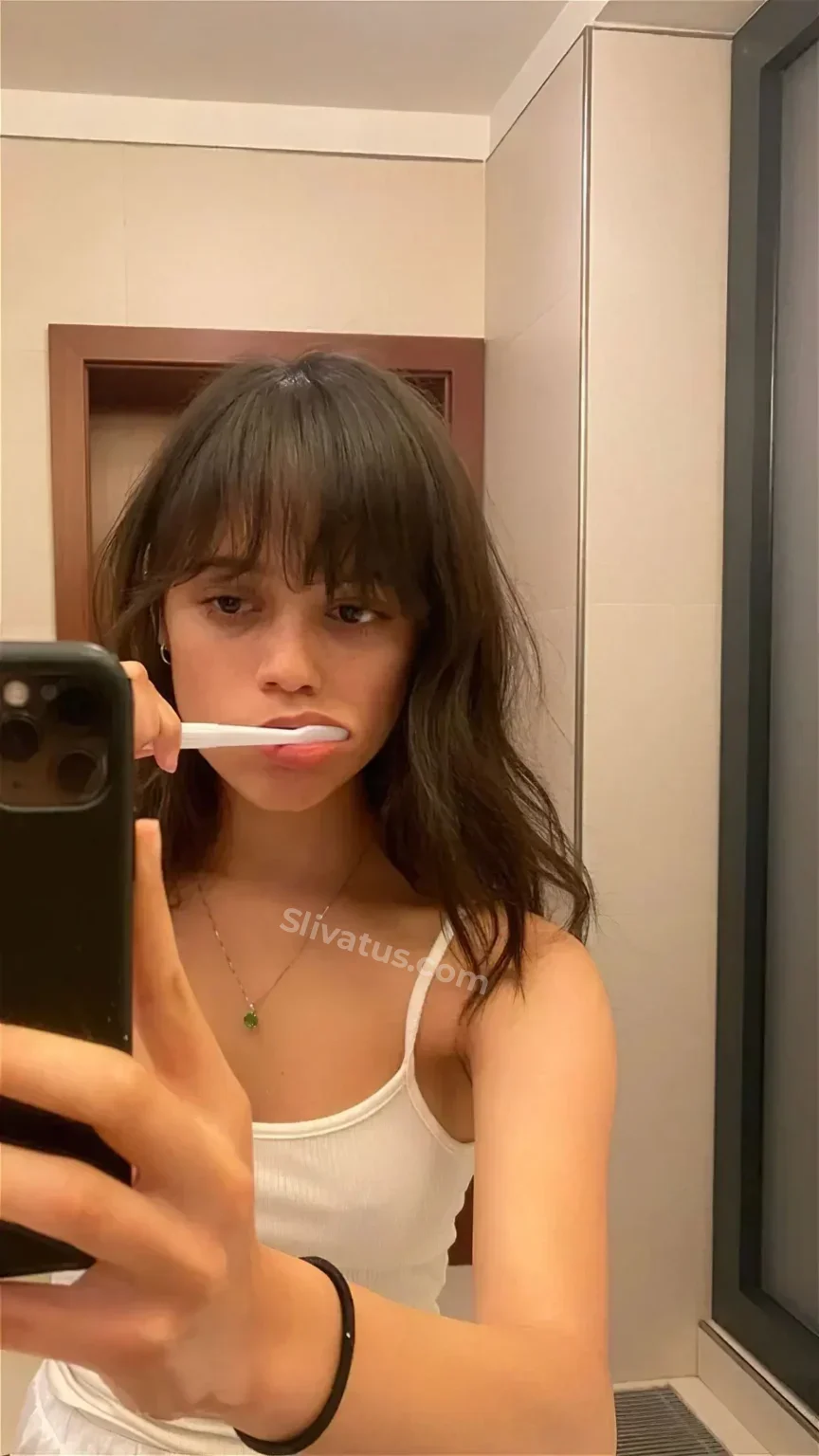 Telegram Слив русских популярных девушек и Дженна Ортега (jennaortega)