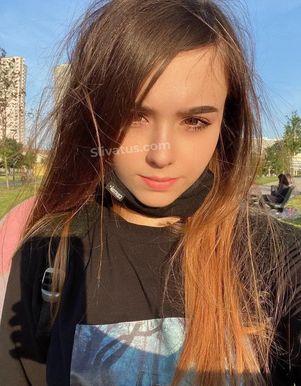 ТГ Голая тиктокерша Yuuechka (Юечка) на фото