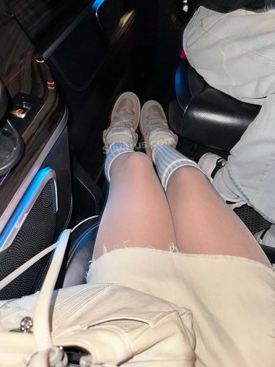 ТГ Слив фото тиктокерши Антотка (antotkaa)