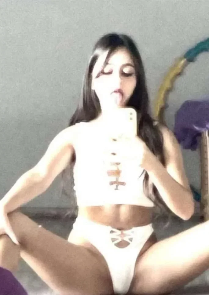 ТГ Слив секс блогерши Настя ШГШ