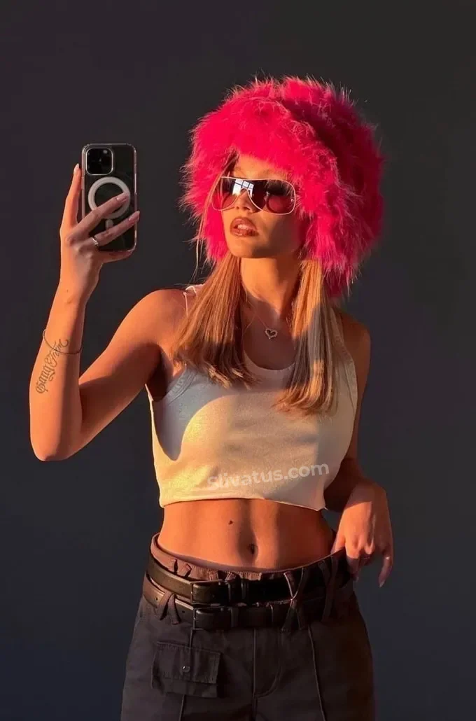 ТГ Слив тик токерши Валя Карнавал (karna.val) 18+