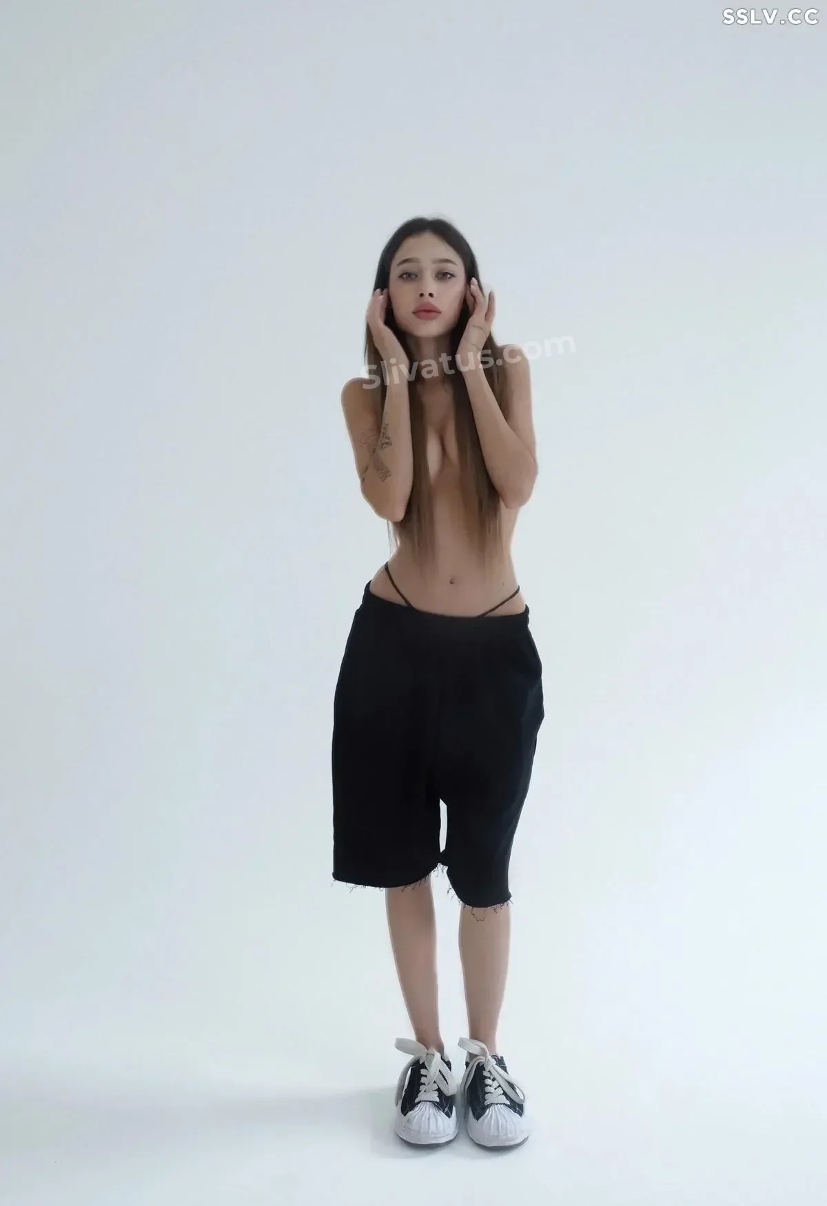 ТГ Утечка фото блогерши Tatisize