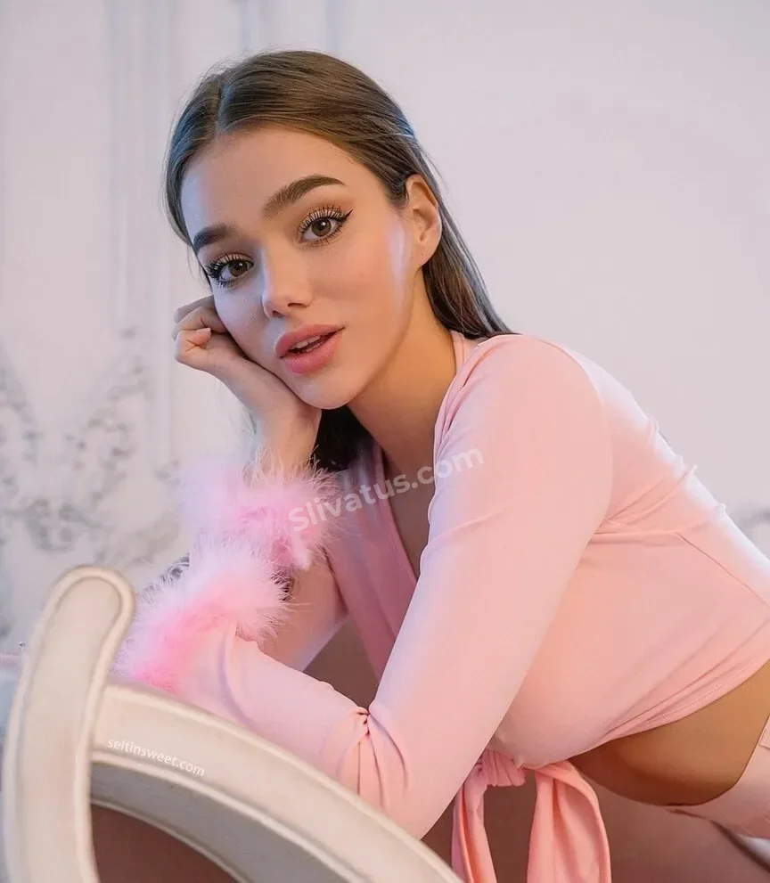 Тикток Горячее фото тиктокерши SeltinSweet (Селтин Свити)