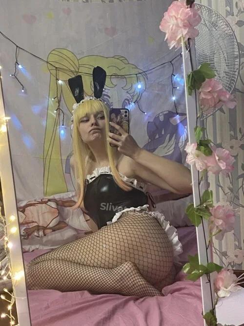 Тикток Обнаженное тело модели morticia_cos (Mia_green_tea)