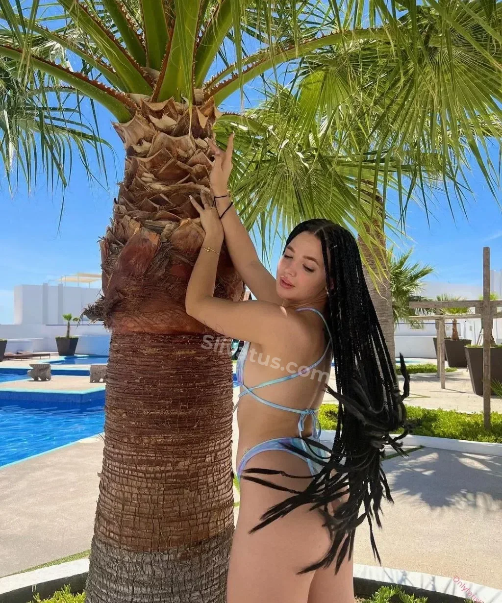 Тикток Свежий слив видео тиктокерши Аня Покров (Pokrov)