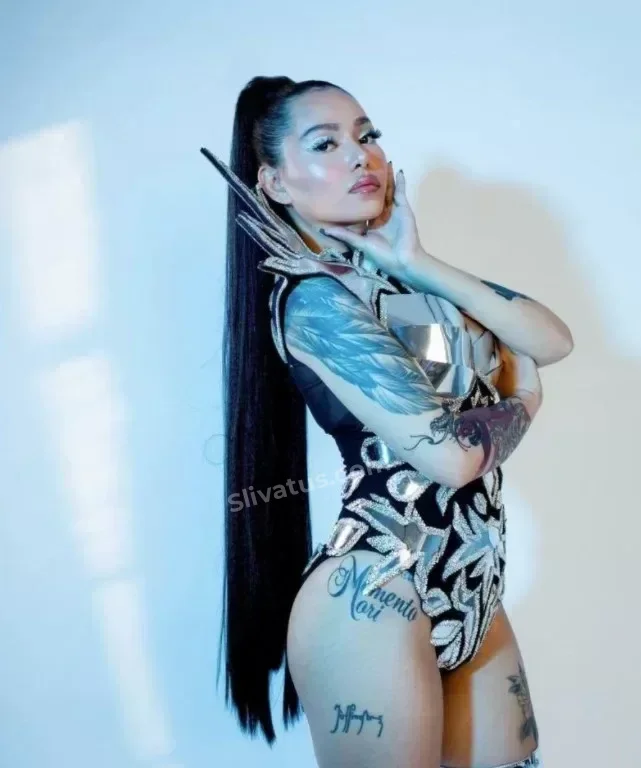 Утечка Фото голой тик токерши Белла Порч (Bella Poarch)