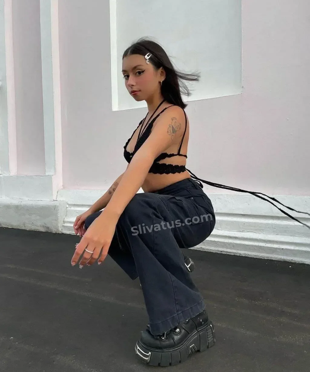 Утечка Голая тиктокерша Дора (mentaldora) на фото