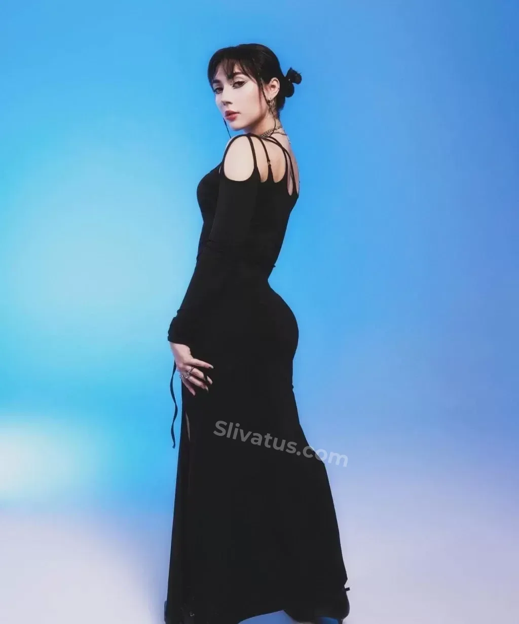 Утечка HD фото слива тиктокерши Екатзе (Ekatze007)