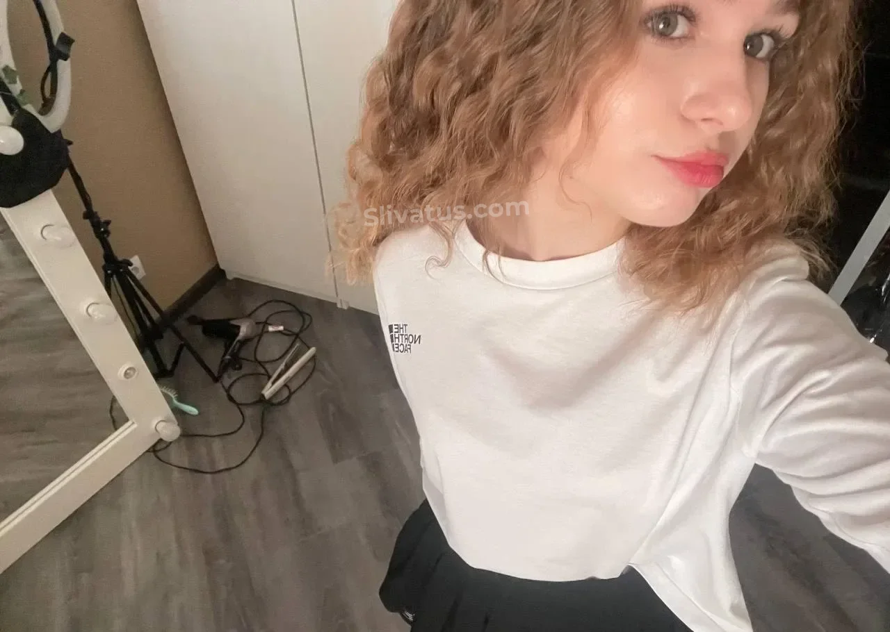 Утечка Обнаженное тело тиктокерши Лера Симка (simka.le)