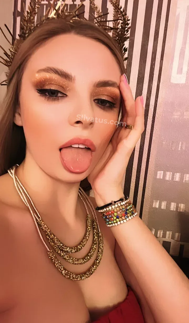 Утечка Свежий слив видео блогерши Busya18plus