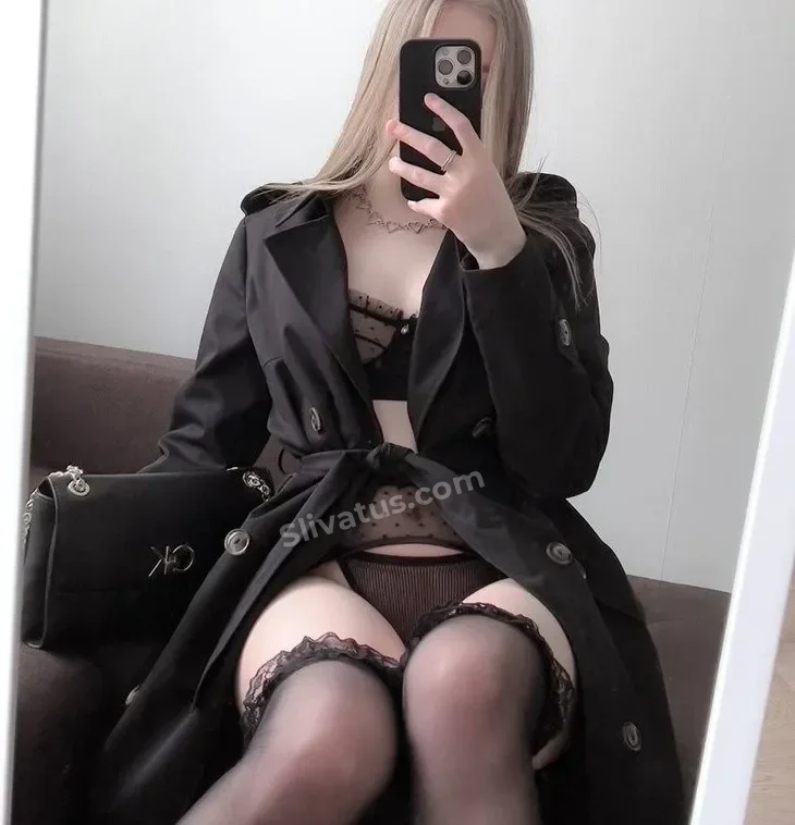 В высоком качестве Фото голой модели Angellmarr