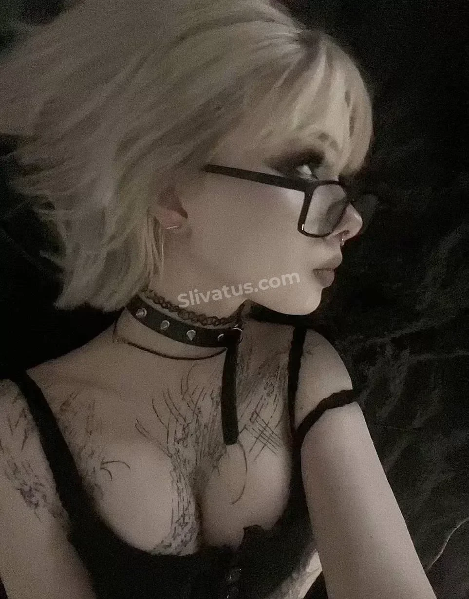 В высоком качестве Фото голой тик токерши Par4d0xy (Алина Парадокси)