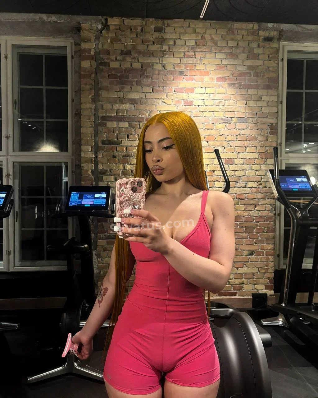 В высоком качестве Фото голой звезды Ice Spice