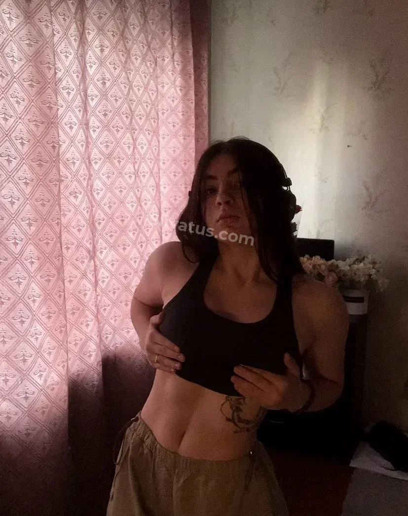 В высоком качестве Горячее фото тиктокерши Камила Бусинка (Bysinnk)