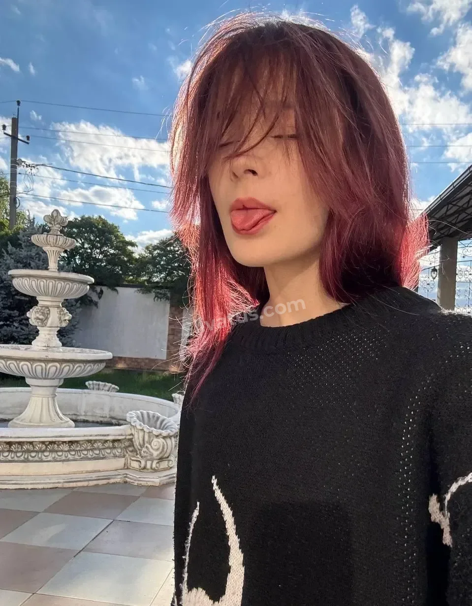 В высоком качестве HD фото слива тиктокерши Агра Киид (Agra Kiiid)