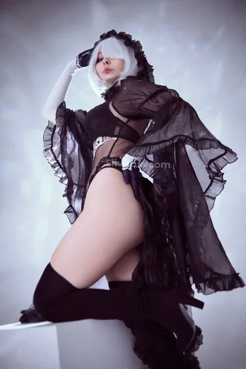 В высоком качестве morticia_cos (Mia_green_tea) - голая модель слив