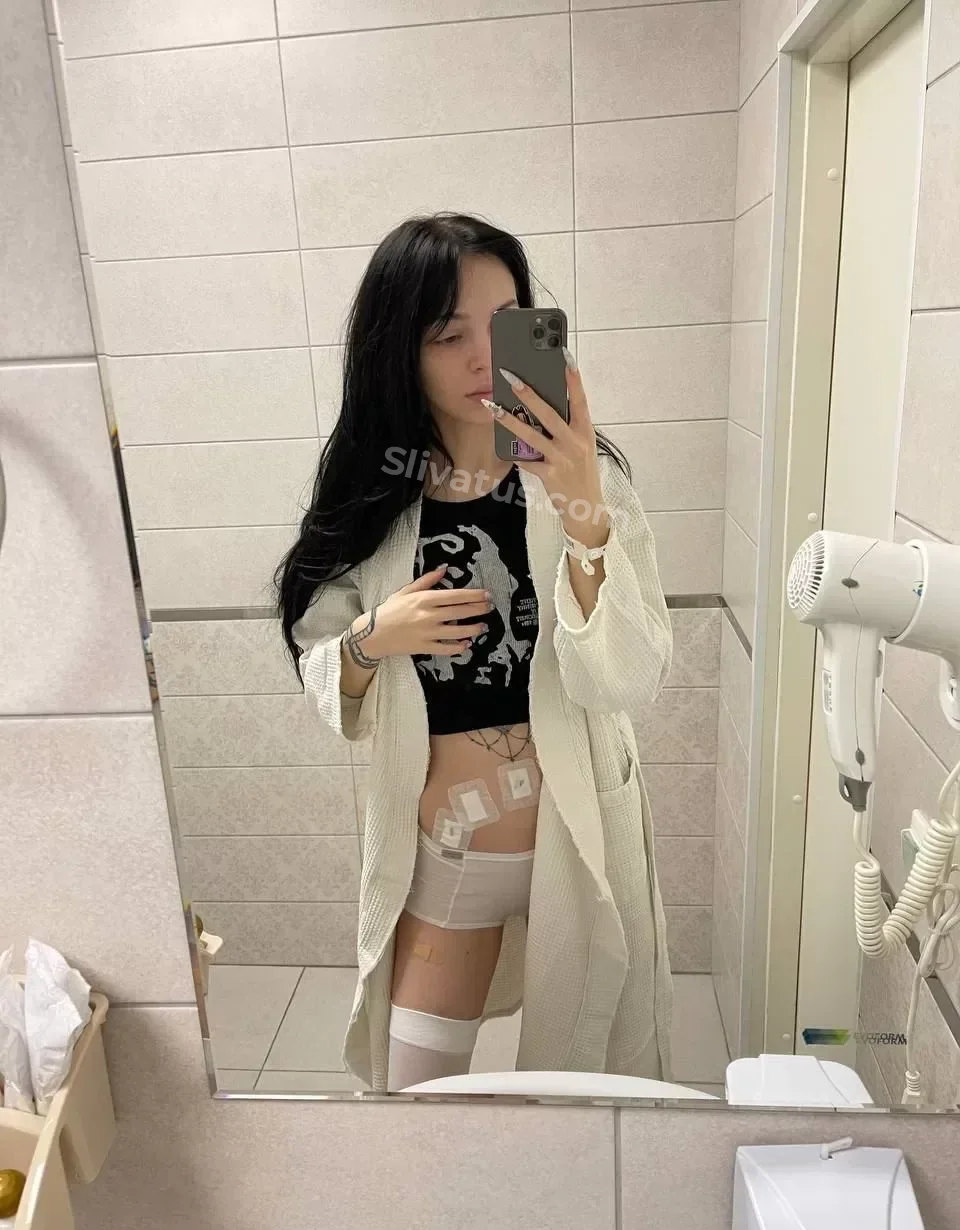 В высоком качестве Приватное фото блогерши by_owl