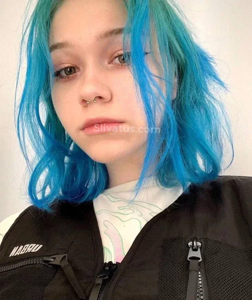 В высоком качестве Приватное фото блогерши Лера Морфи (Морфилина)