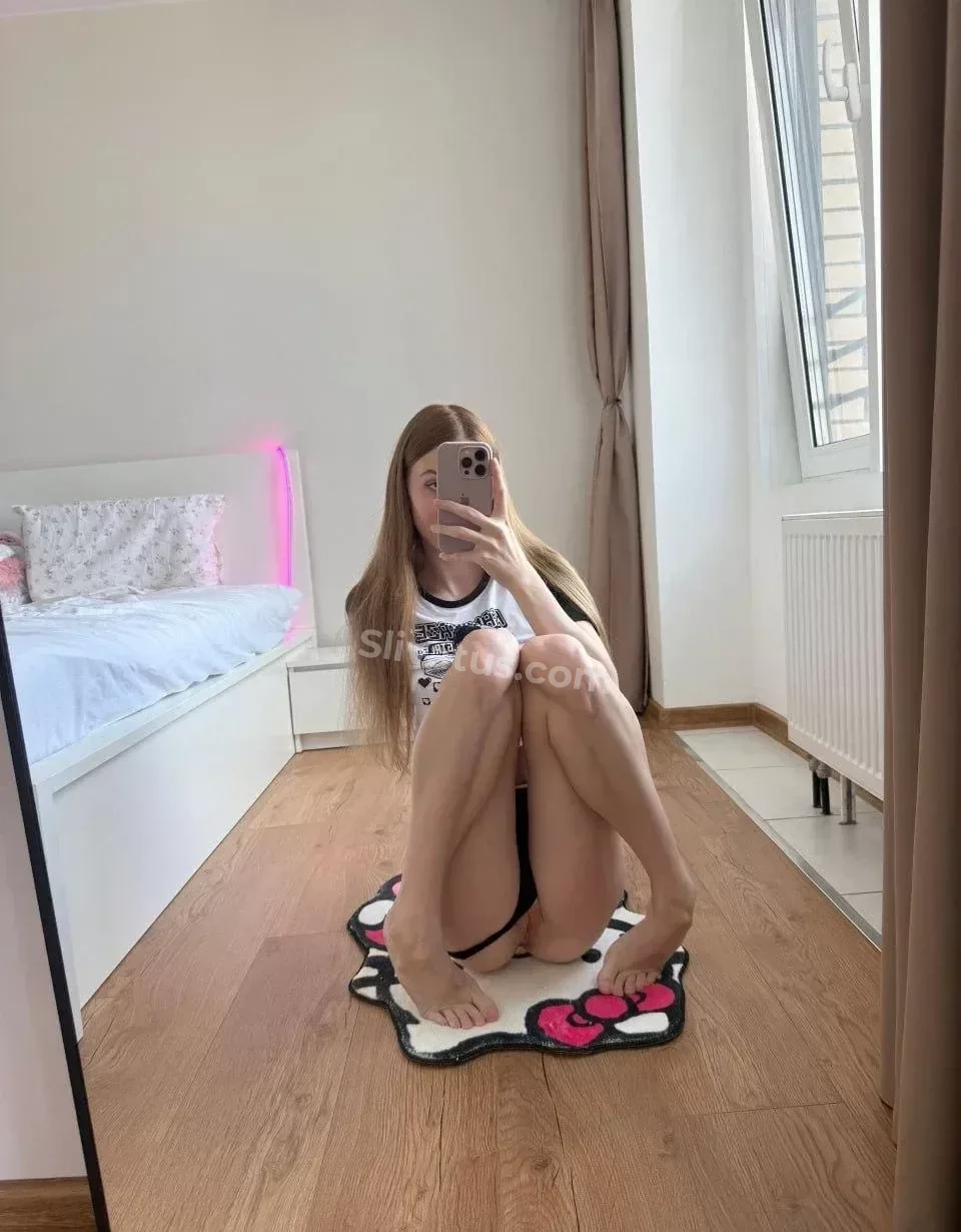 В высоком качестве Слив интимного фото модели lovnse (Оля Лавнс)