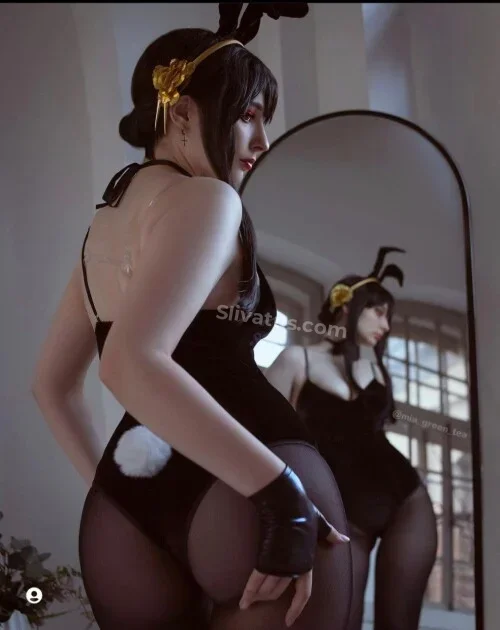 В высоком качестве Слив русских моделей morticia_cos (Mia_green_tea)