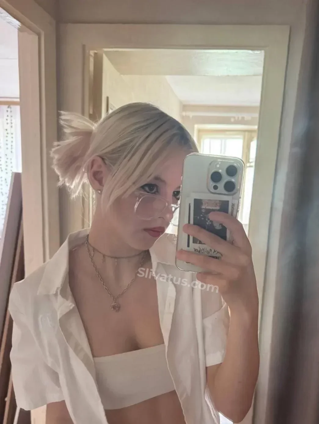 ВК Fenechka блогерша без одежды