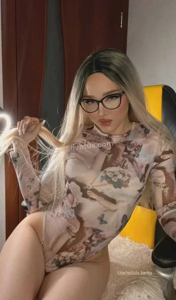 ВК Фото голой блогерши Astazia Karina