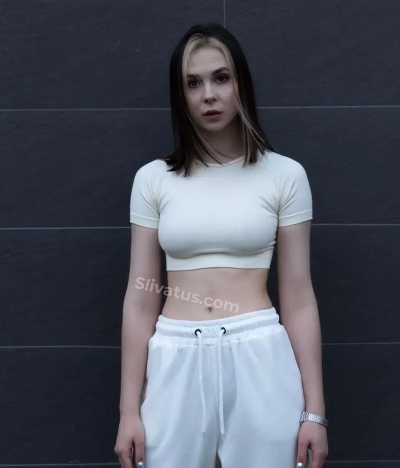 ВК Голая тиктокерша Di Rubens на фото