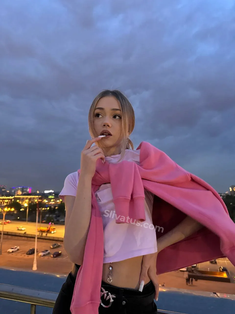 ВК HD фото слива тиктокерши Антотка (antotkaa)