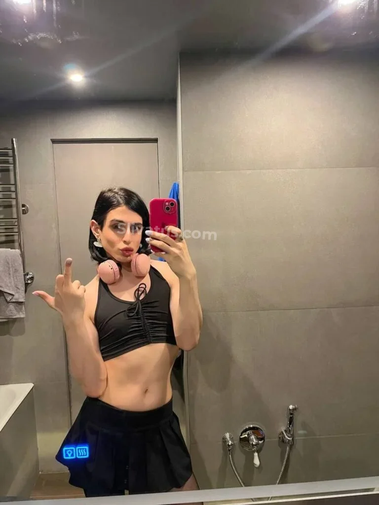 ВК HD фото слива тиктокерши Хилми Форкс