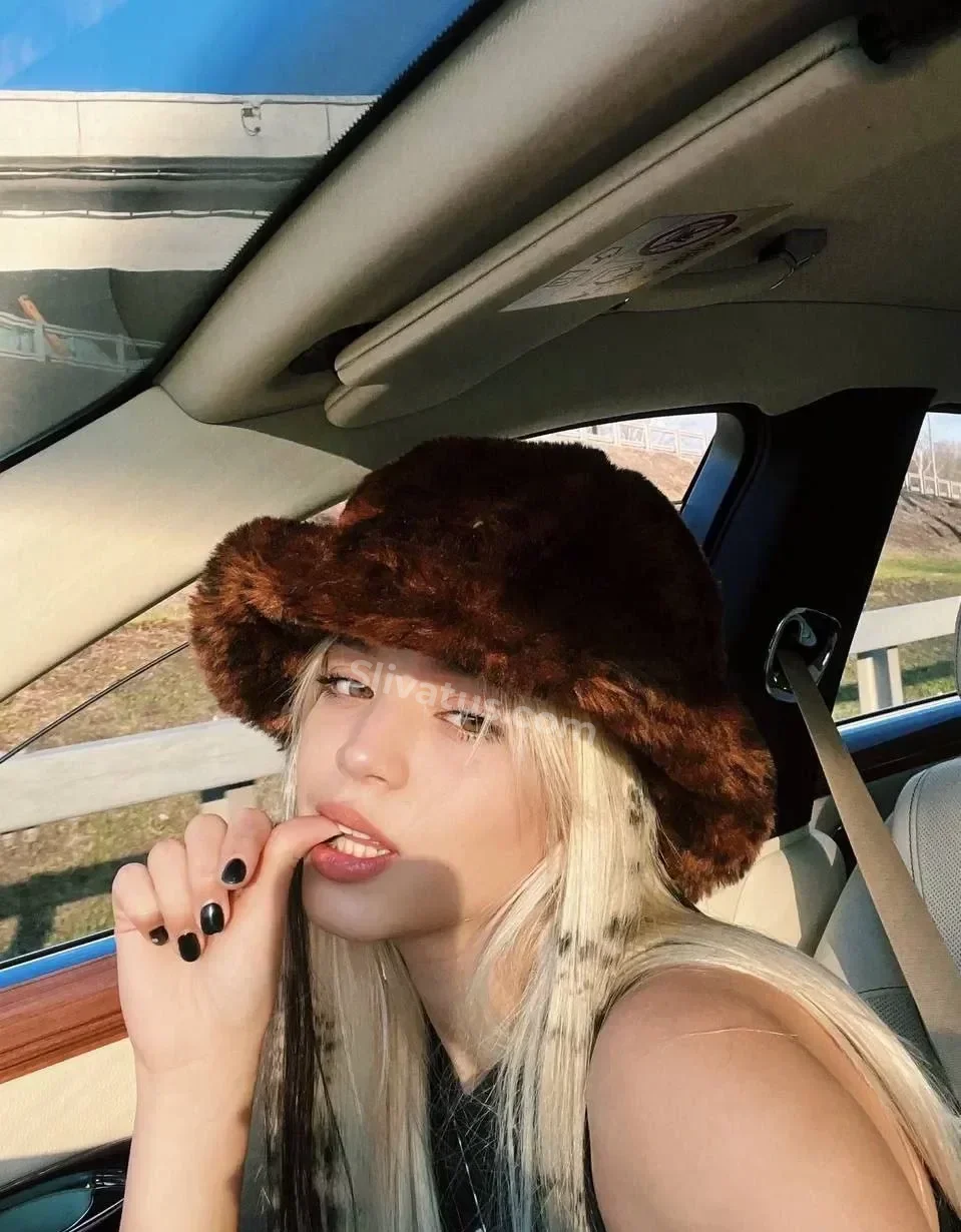 ВК Слив интимного фото тиктокерши Юля Гаврилина