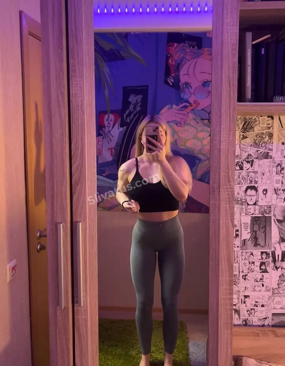 ВК Слив секс модели MuscleKitty (Naughty Kitten)